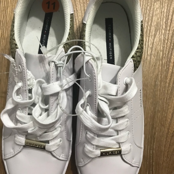 Tommy Hilfiger Women’s Sneakers - Picture 4 of 4